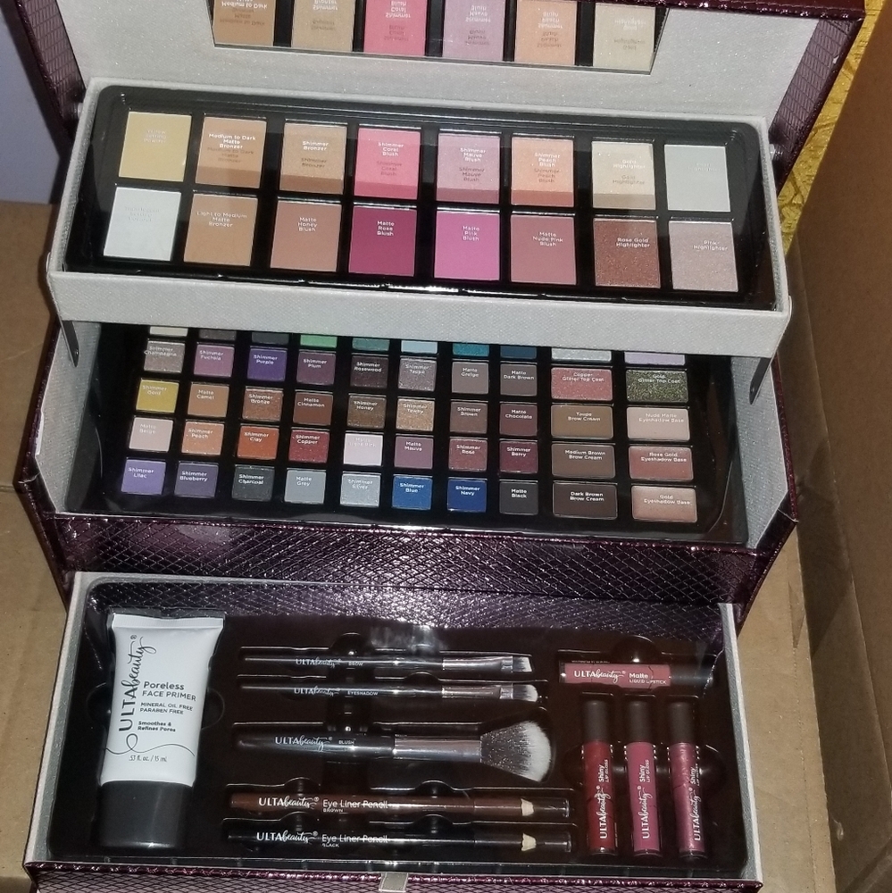 Makeup Caboodle
